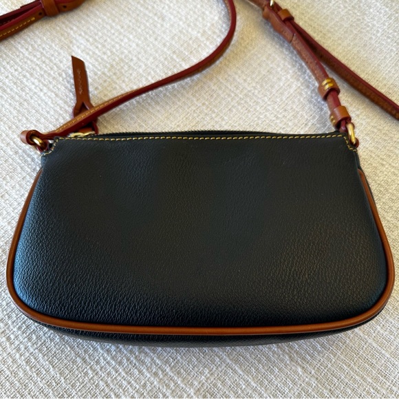 Dooney & Bourke Coated Canvas Leather Eva Lexi Crossbody Bag - Picture 4 of 12